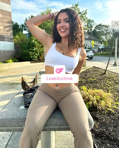 AdianaBabyxo