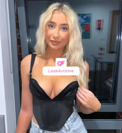 Lily Daisy Phillips