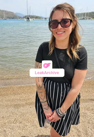 Innocenthotwife