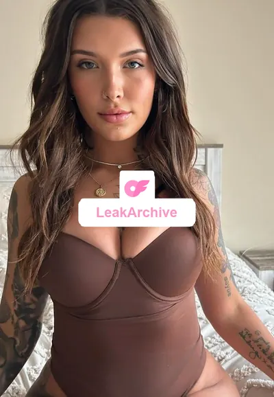 Miya Acacia