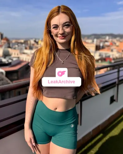 Lola Rose