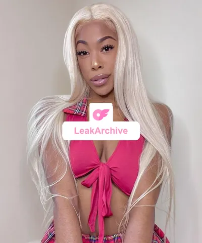 Naomisimone