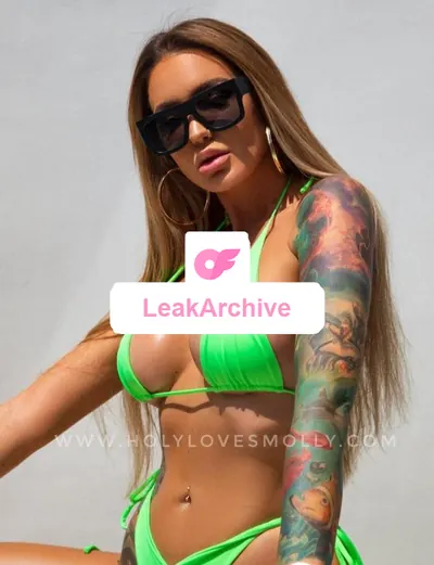 HollyLovesMolly