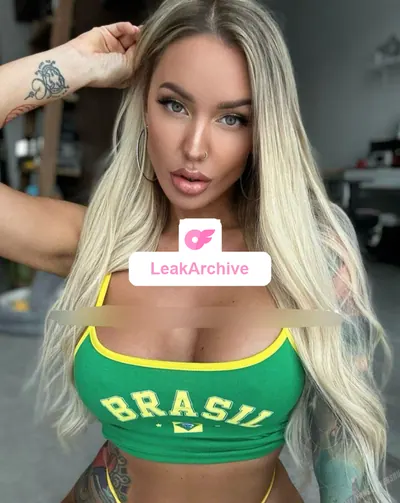Molly Elise
