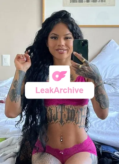 ValentiNaomi