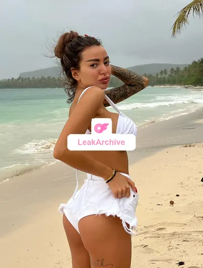 Alena Omovych